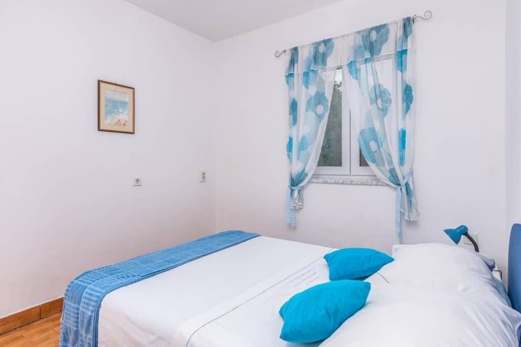 Apartment Mira 3 Klimno Luaran gambar