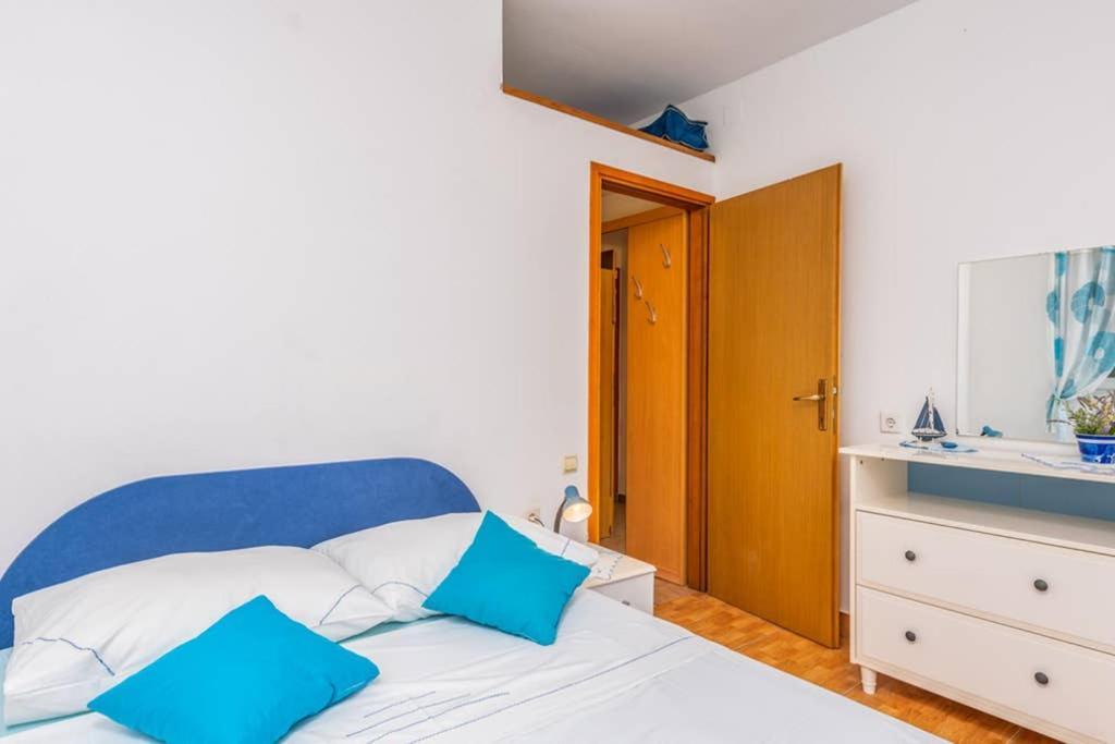 Apartment Mira 3 Klimno Luaran gambar