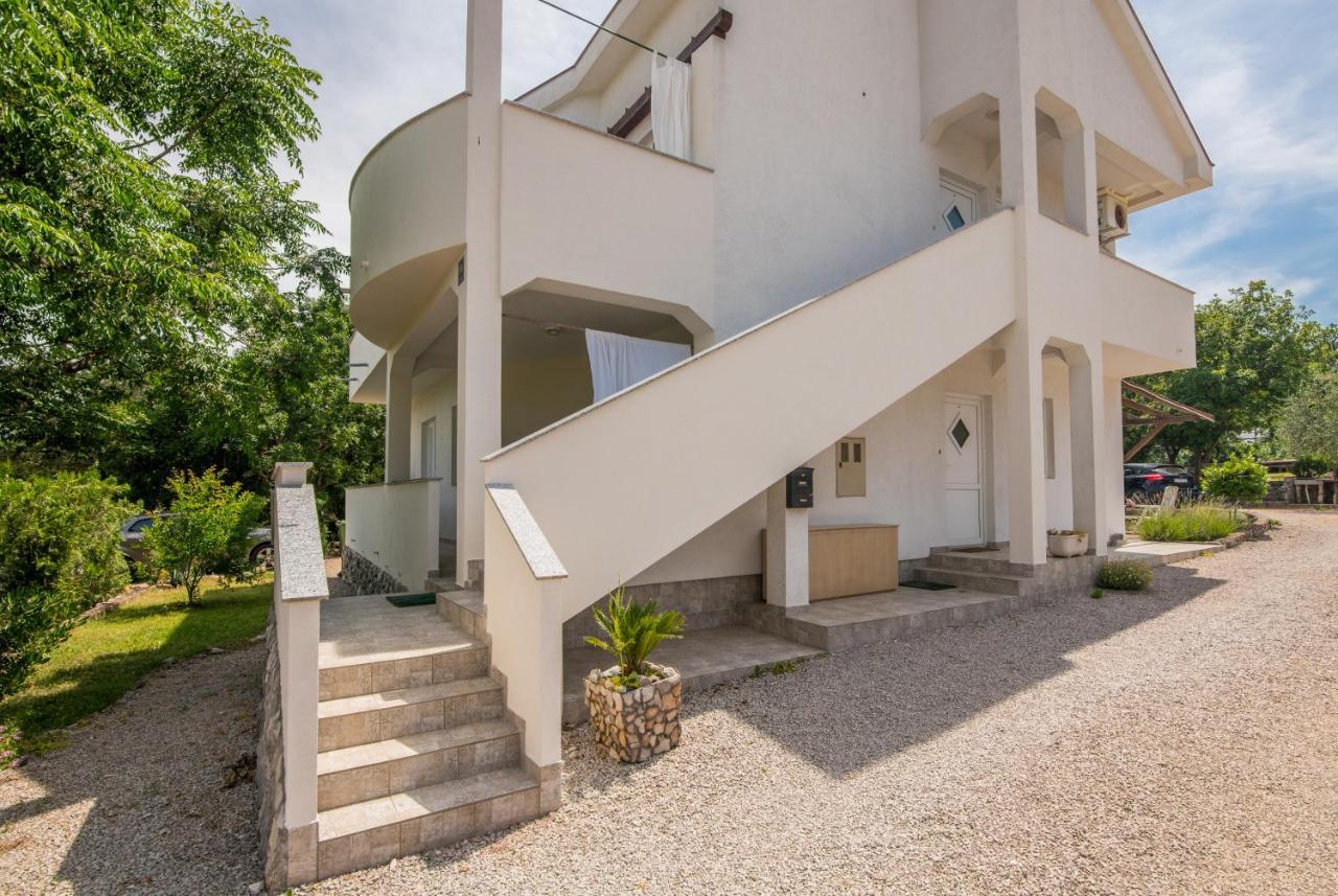 Apartment Mira 3 Klimno Luaran gambar